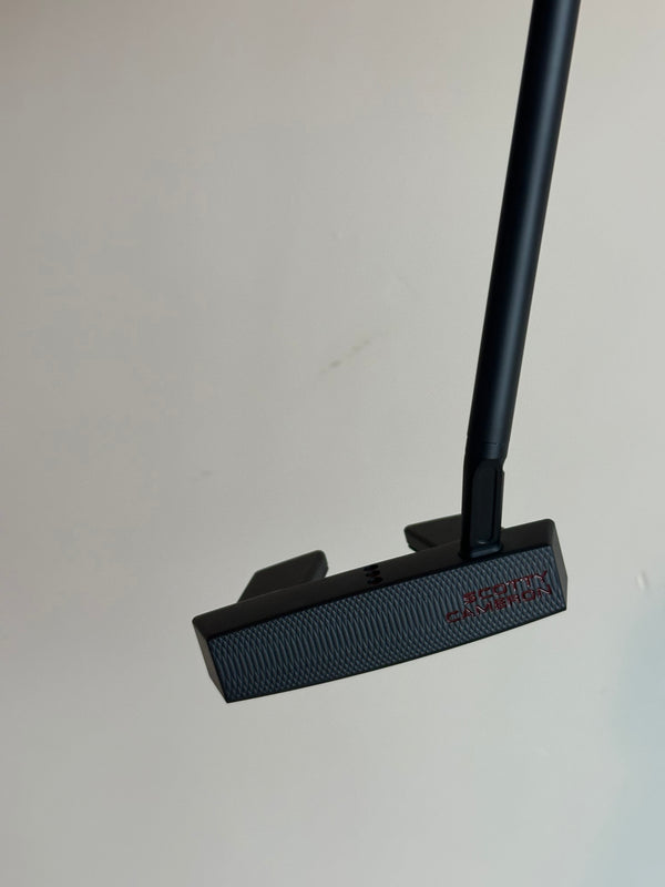 Phantom 5.5 | Black + Red